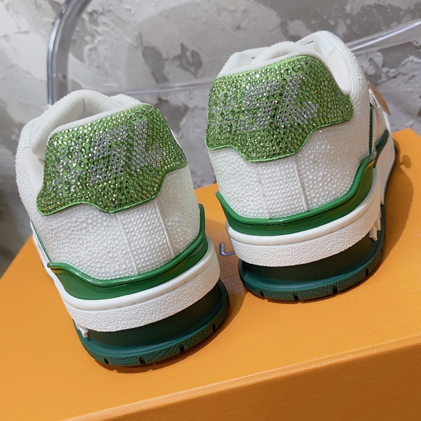 ルイヴィトン靴角部分ディテール